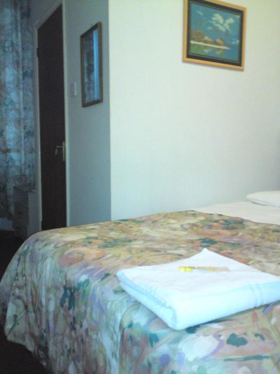 Regency Court Hotel London Bilik gambar